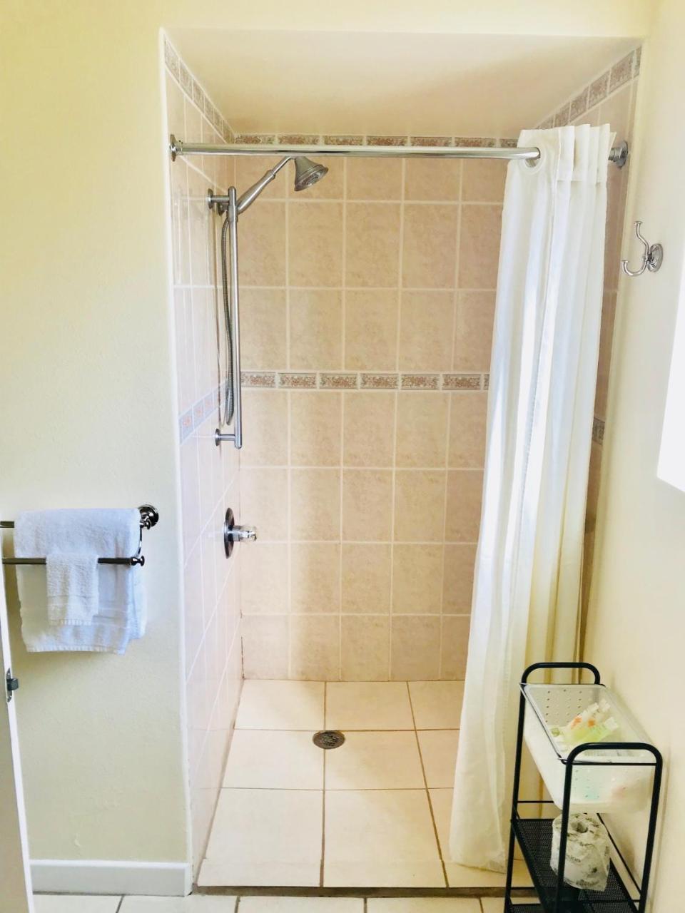 Bella Capri Inn And Suites كاماريللو المظهر الخارجي الصورة
